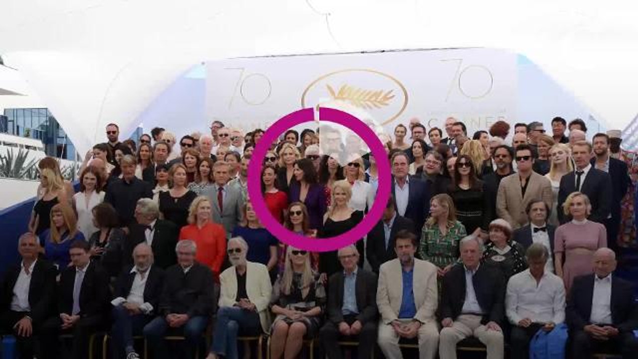 PHOTO. Suzanne, la fille de Vincent Lindon et Sandrine Kiberlain, pose topless subtilement