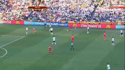 下载视频: الشوط الاول مباراة المانيا و انجلترا 4-1 ثمن نهائي كاس العالم 2010