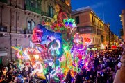 Carri colorati e feste in strada...cominciate a scegliere la vostra maschera, dal 9 al 13 febbraio a Malta si celebra uno degli eventi più attesi dell'anno! ;)