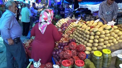 Patates ve soğan fiyatları fırladı, bayram öncesi sofraların tadı kaçtı