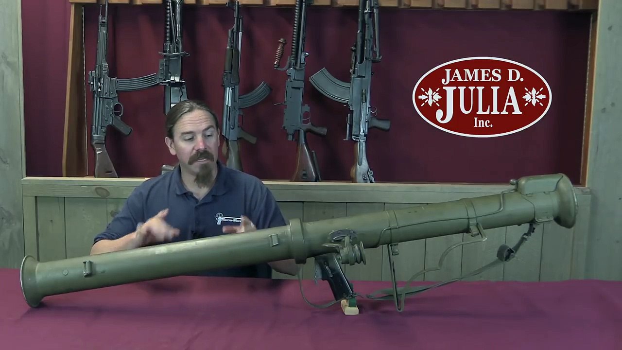 Forgotten Weapons - M20A1B1 Super Bazooka - It's a Super Bazooka. Need I Say More