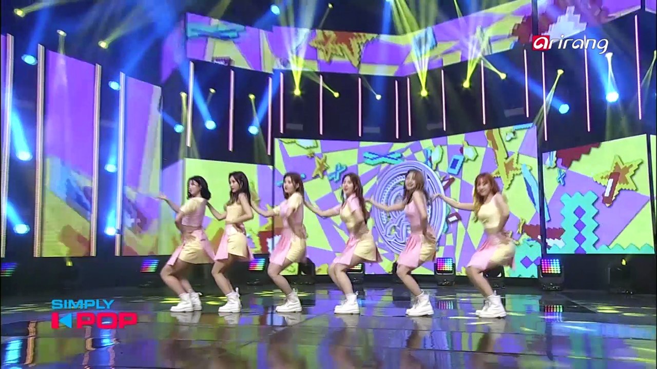 [Simply K-Pop] FAVORITE(페이버릿) _ Where are you from?(어느 별에서 왔니) _ Ep.311 _ 051118