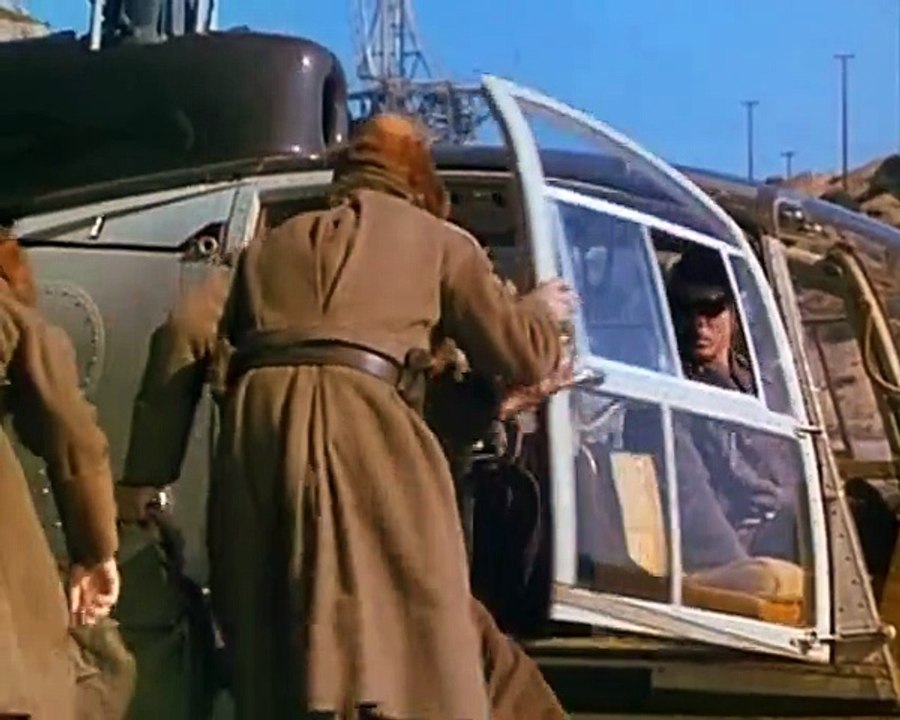 8 L Homme Qui Valait Trois Milliards 06 avi   Part 02