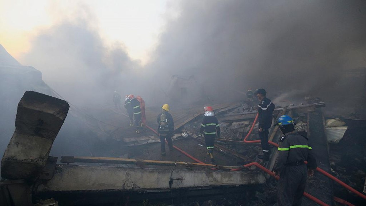 Bagdad: Lagerhalle mit Stimmzetteln brennt