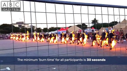 Rekor denemesi için 32 kişi kendini yaktı