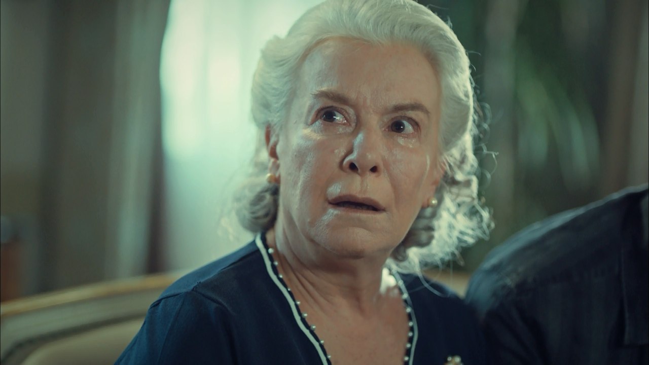 İstanbullu Gelin 53. Bölüm Esma Sultan'ı Şok Eden Teklif