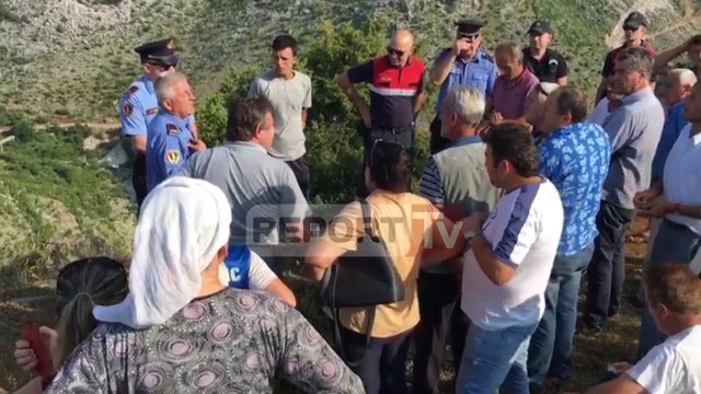 Banorët e Milanit në Shkodër protestë kundër ndërtimit të gurores: Na rrezikohen shtëpitë