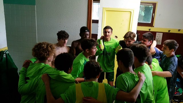 Cri de victoire après la victoire 5 a 1 contre Saint Aubin en Bray le 10/06/2018