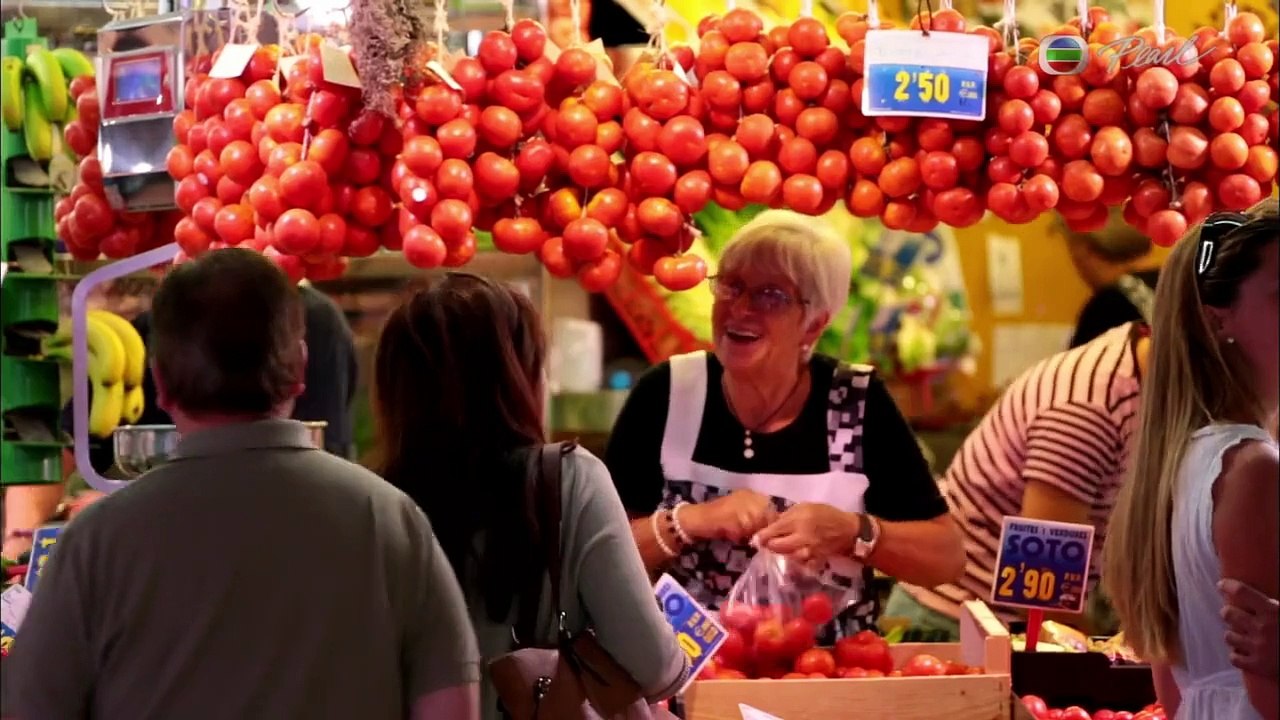 Rachel Khoo's Kitchen Notebook - Cosmopolitan Cook  E10
