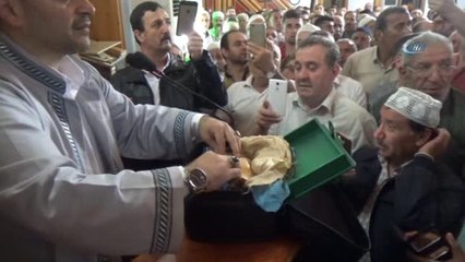 Kadir Gecesinde Sakal-ı Şerif Heyecanı