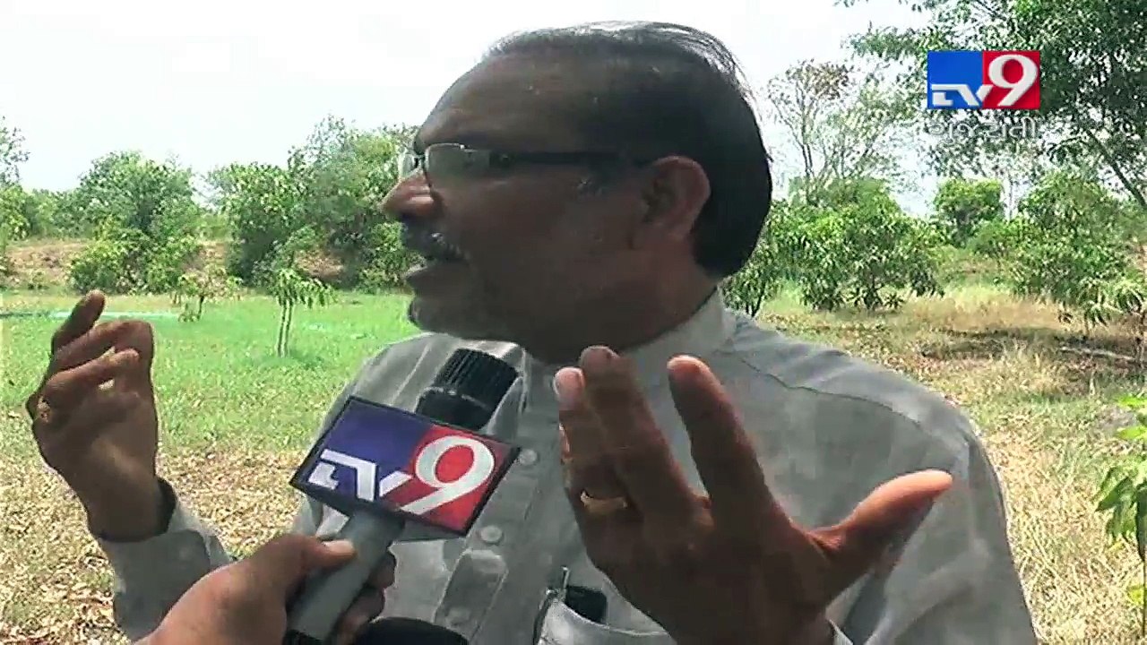 See Gujarat farmers' DESI techniques to predict monsoon.