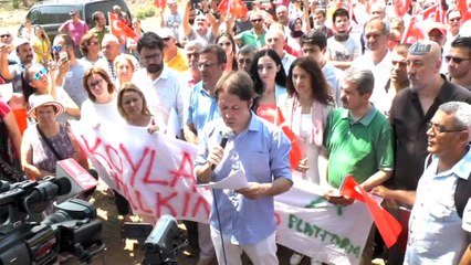 Antalya'da çevrecilerden Kleopatra Koyu eylemi