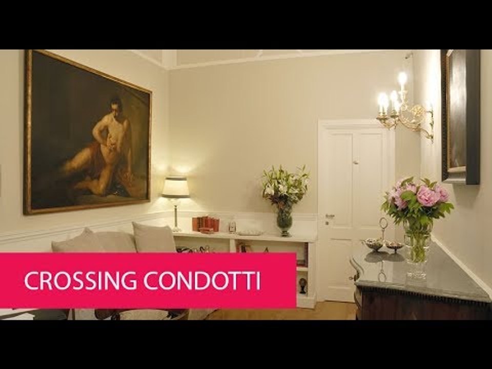 CROSSING CONDOTTI - ITALY, ROME