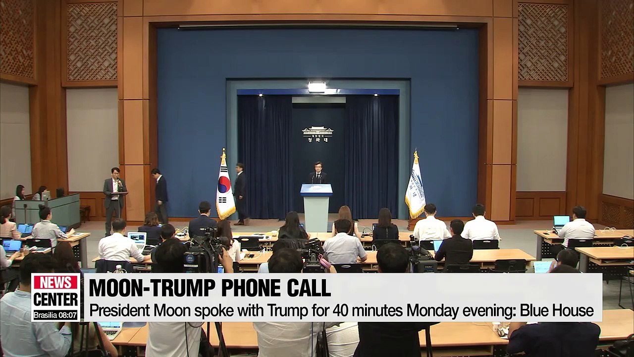 President Moon talks on the phone with President Trump for 40 minutes ahead of the Singapore summit: Blue House