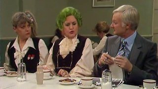 Are You Being Served S08E03  Front Page Story