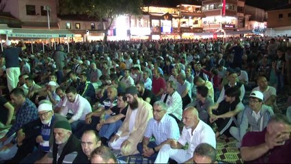 Eyüp Sultan’da Kadir Gecesi Coşkusu