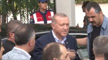 Cumhurbaşkanı Erdoğan, Kahraman Ömer Halisdemir'in Mezarını Ziyaret Etti