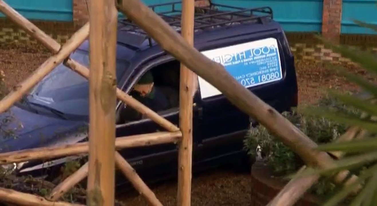 Femme  de footballeurs S1E8 FRENCH   Part 02