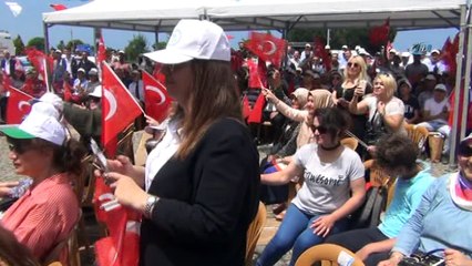 Bakan Eroğlu: 'Apoletleri söküp de PKK'nın temsilcisi HDP'ye mi takacak”