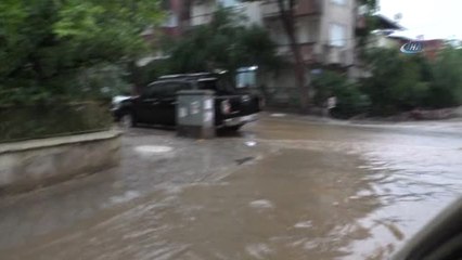 Aydın'da Yaz Yağmuru Hayatı Felç Etti