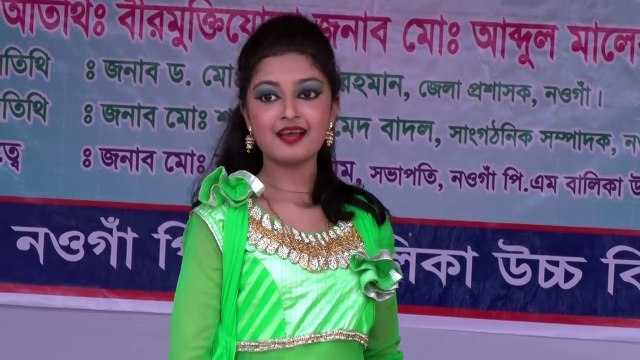 Bangla Hot Dance স্কুলছাত্রীর নাচ - পান জর্দা যেমন খাইরে চিবাইয়া 2018