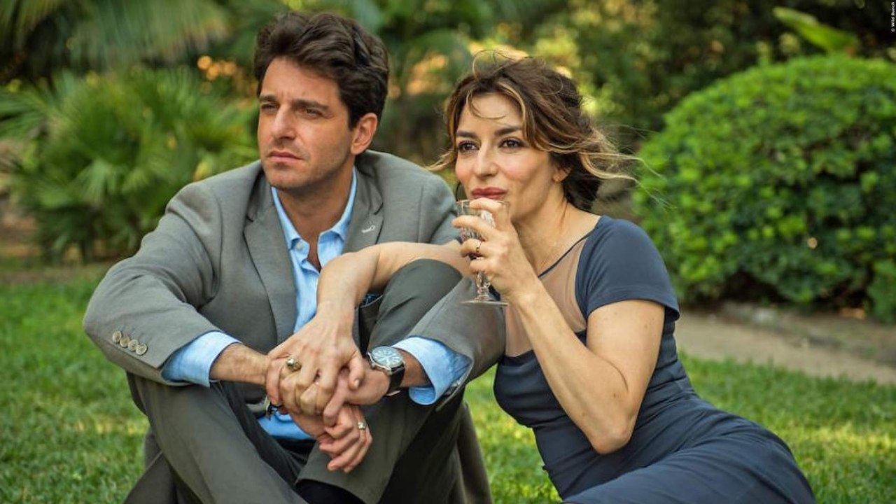 ZUHAUSE IST ES AM SCHöNSTEN Trailer German Deutsch (2018) HD