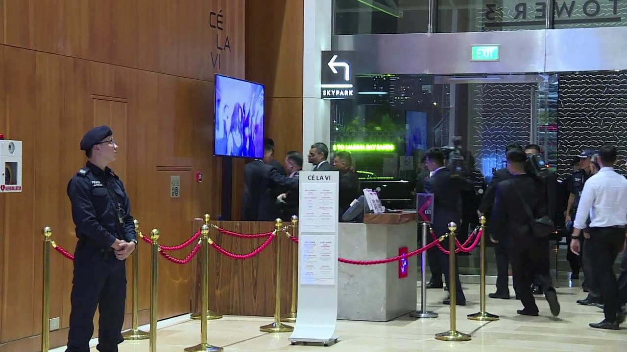 Líder norcoreano de paseo en Singapur antes de cumbre con Trump