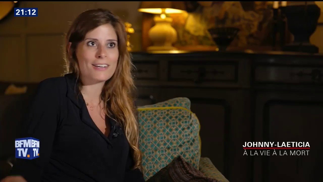 "Elles étaient contentes de se rencontrer", confie une amie de Laura Smet sur sa rencontre avec Laeticia Hallyday