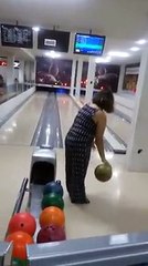 Bowling isn't for everyone Credit: ViralHog