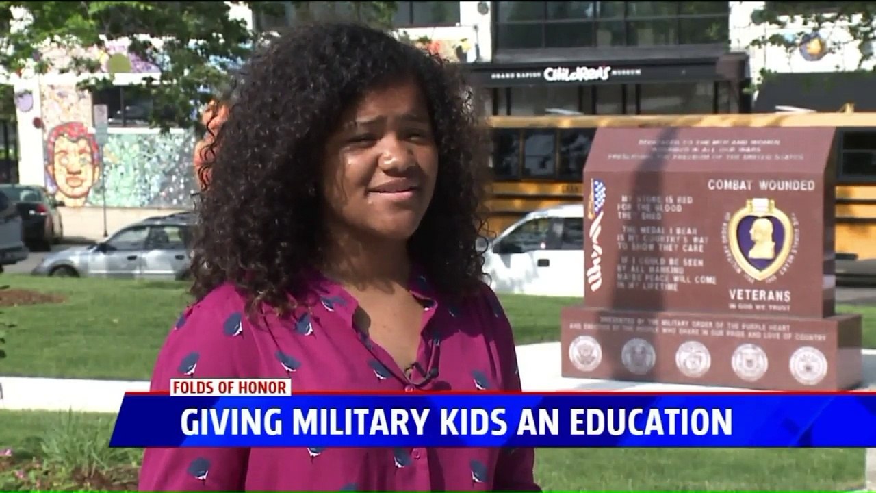 Organization Gives Educational Scholarships to Children of Fallen, Disabled Service Members