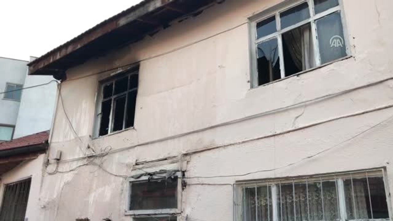 Ailesiyle Tartışan Genç Evi Ateşe Verdi