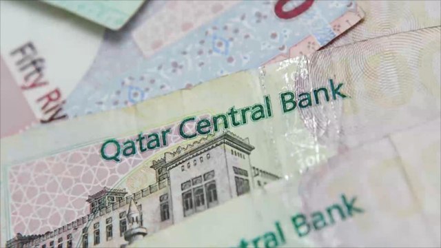 وثائقي للجزيرة يكشف مؤامرة دول الحصار على العملة القطرية