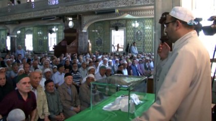 Ziyaret Açılan Sakal-ı Şerif'e Vatandaşlardan Yoğun İlgi Gösterdi