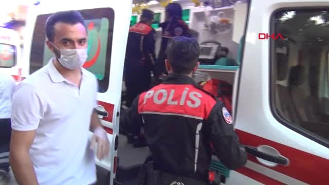 Çorum Kendini Odaya Kilitleyip Evi Ateşe Verdi