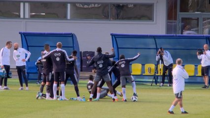 Coupe du Monde 2018 - Les Bleus préparent déja leur celebration!