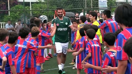 7 profesyonel 50 miniğe karşı futbol maçı yaptı - MUĞLA