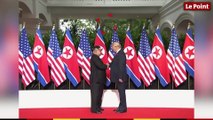 Poignée de main historique entre Donald Trump et Kim Jong-un