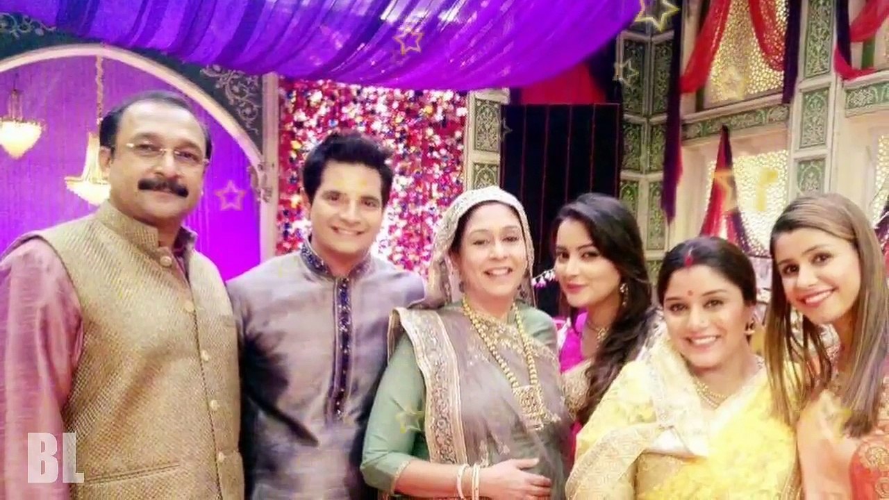 Latest Masti Offscreen Yeh Rishta Kya Kehlata Hai Actors Shivangi Joshi,Parul Chauhan & Cast