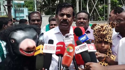 சிறுத்தை, செந்நாய் போல விவசாயிகள் வேடமணிந்து வந்து கோவை ஆட்சியரிடம் மனு -வீடியோ