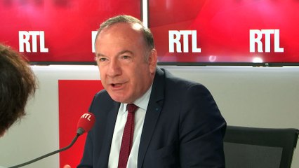 Entreprises : "Il faut continuer à baisser les charges", dit Gattaz sur RTL