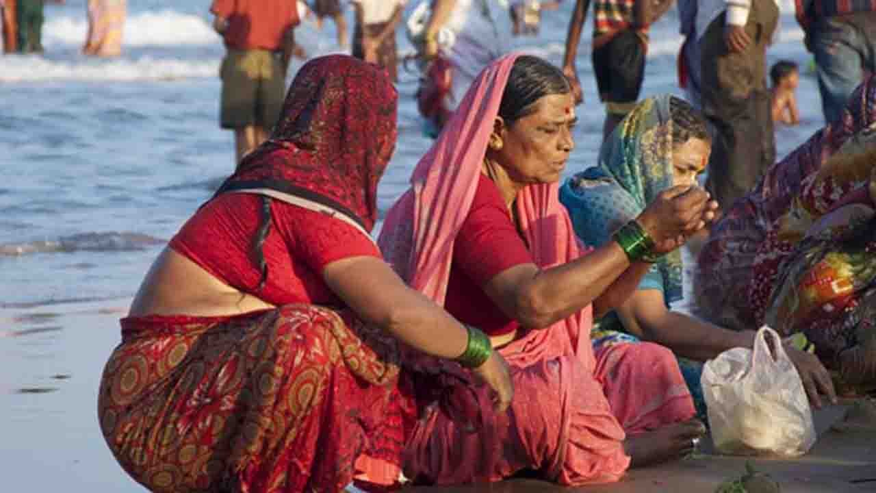 Adhik Maas Amavasya: Pitra Dosh | अधिक मास की अमावस्या पर ऐसे दूर करें पितृ दोष | Boldsky