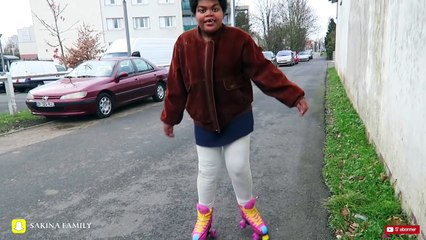 ON TEST L'HOVERBOARD AVEC MAMAN ( NOS CADEAUX DE NOEL) SAKINA FAMILY