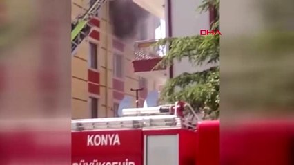 Konya Yangında Mahsur Kalan 11 Kişi, İtfaiye Tarafından Kurtarıldı