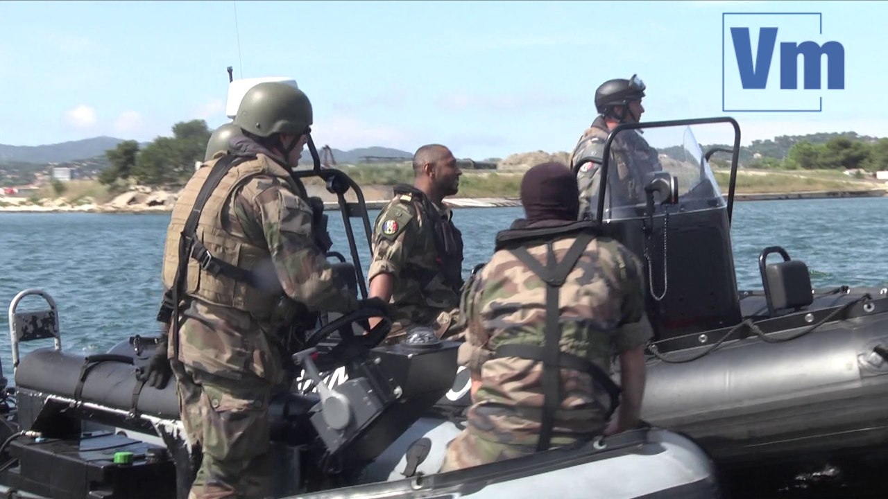 Le capitaine de l'équipe de France de basket, Boris Diaw, intègre la réserve du groupement de fusiliers marins de Toulon