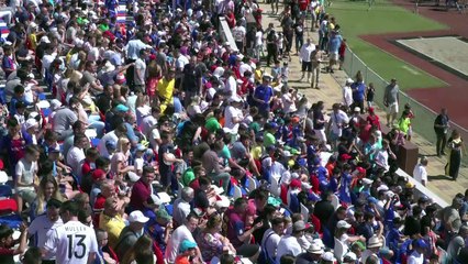 Brasileiros e russos vibram em treino da seleção