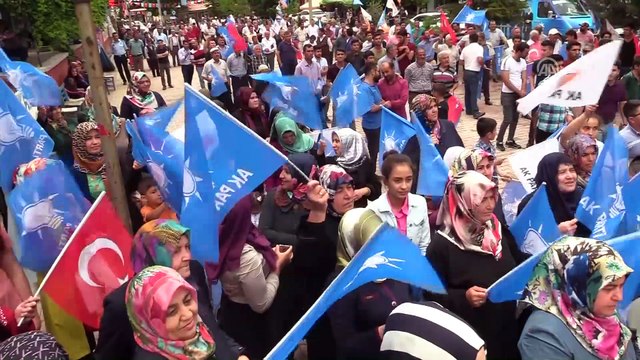 Mahir Ünal: 'Yalancı güreşçiler gibi peşrev çekiyor' - KAHRAMANMARAŞ