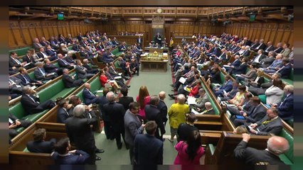 استقالة وزير العدل البريطاني لينضم إلى المعارضة الموالية للاتحاد الأوروبي