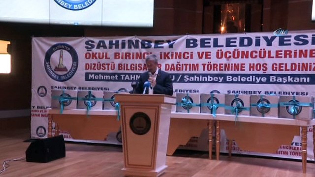 Bakan Gül:'Yolara altın da döşeseniz, altından yollar da yapsanız bir gencin belgiye, bir gencin kitaba, bir gencin hikmetle buluşması daha değerlidir'