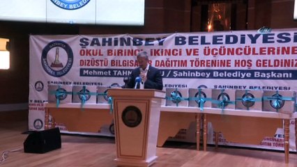 Bakan Gül:'Yolara altın da döşeseniz, altından yollar da yapsanız bir gencin belgiye, bir gencin kitaba, bir gencin hikmetle buluşması daha değerlidir'
