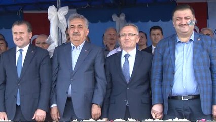 Maliye Bakanı Naci Ağbal Rize'de